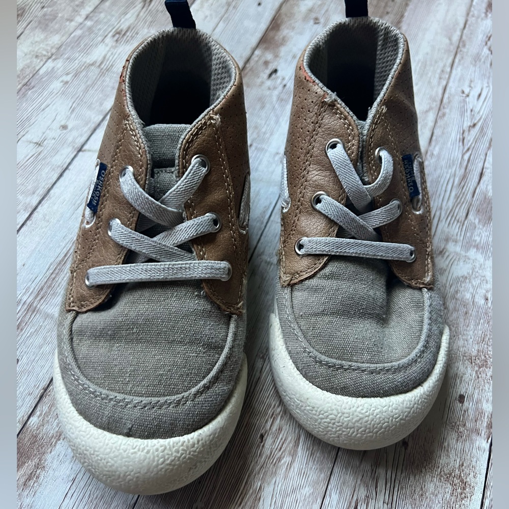 Oshkosh B’gosh Toddler High-top Sneakers